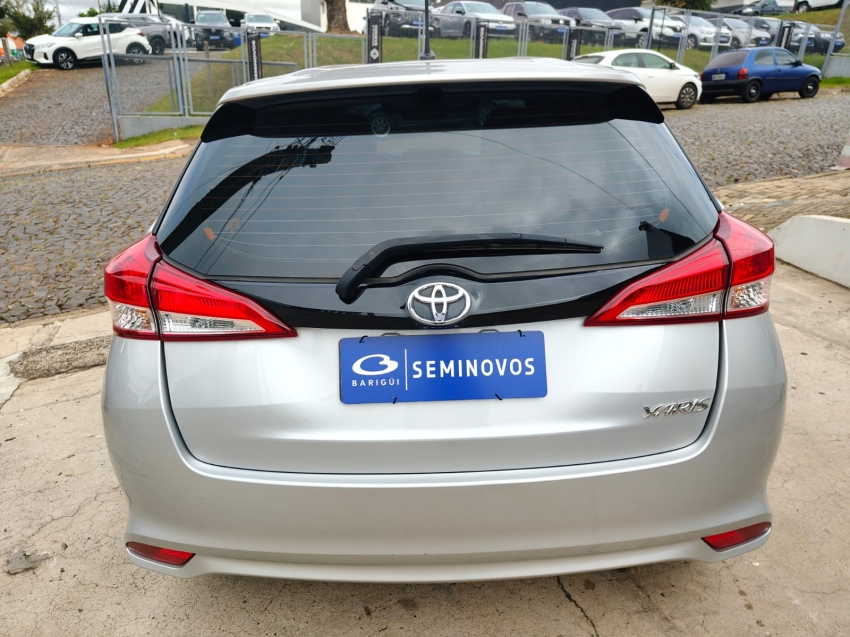 toyota yaris 1.5 16v flex xl multidrive 4p automatico 20256