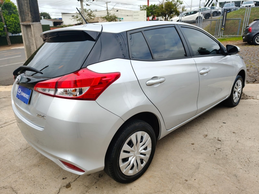 toyota yaris 1.5 16v flex xl multidrive 4p automatico 20257