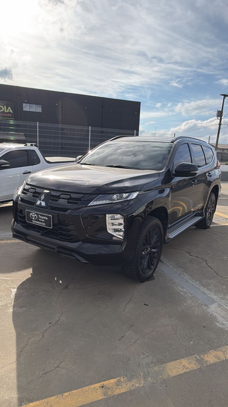 mitsubishi pajero sport 2.4 16v mivec turbo diesel legend black awd automatico 4p 2025