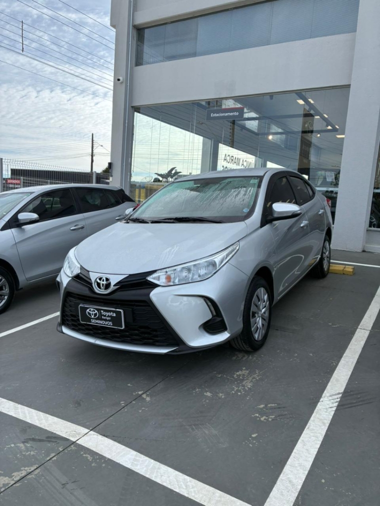 toyota yaris 1.5 16v flex sedan xl live multidrive 4p automatico 2023