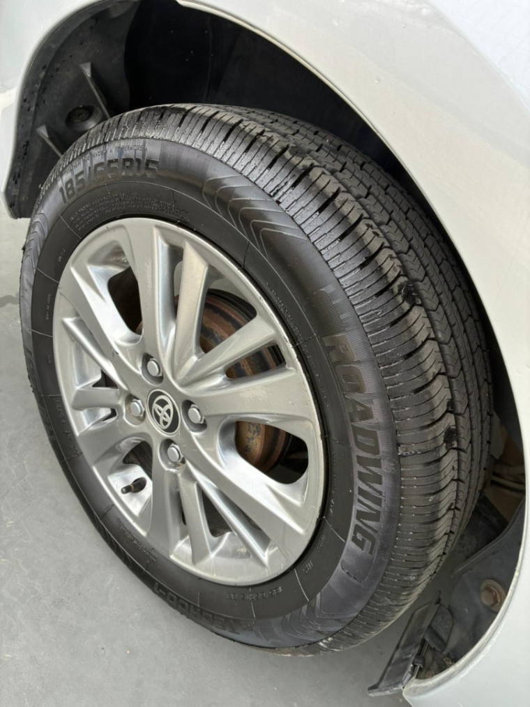 toyota yaris 1.5 16v flex xl plus connect multidrive 4p automatico 20208