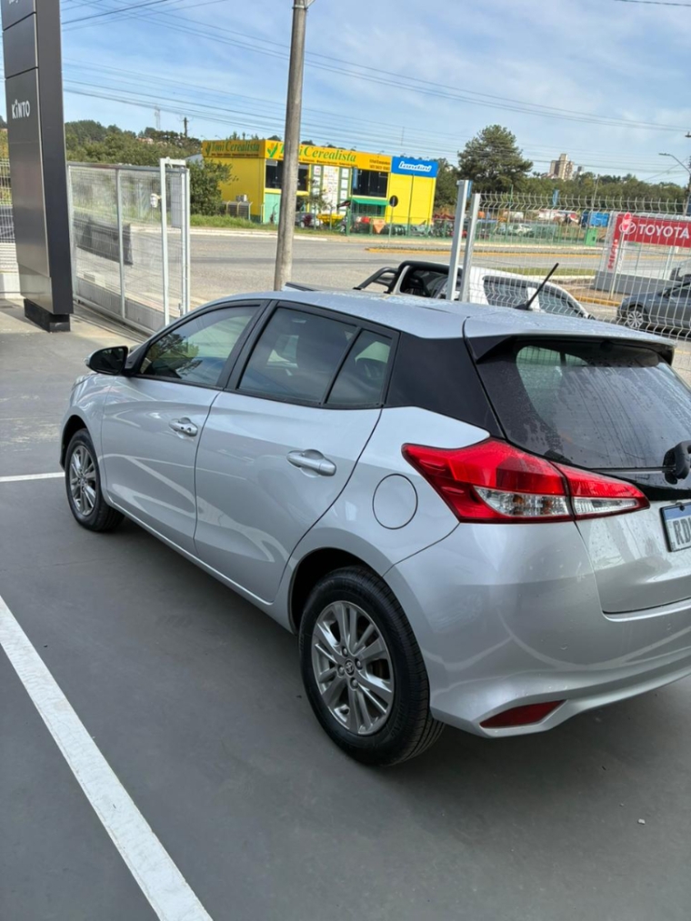 toyota yaris 1.5 16v flex xl plus connect multidrive 4p automatico 20203