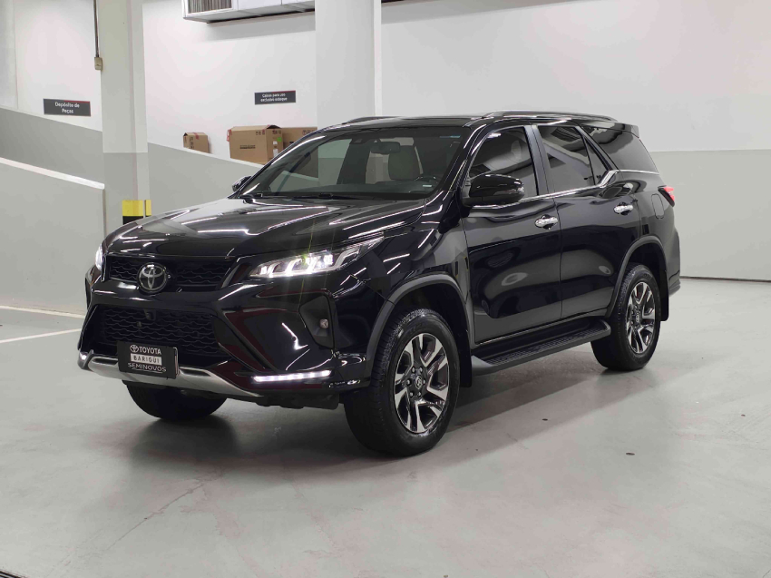 toyota hilux sw4 2.8 d-4d turbo diesel diamond 7l 4x4 automatico 4p 20242
