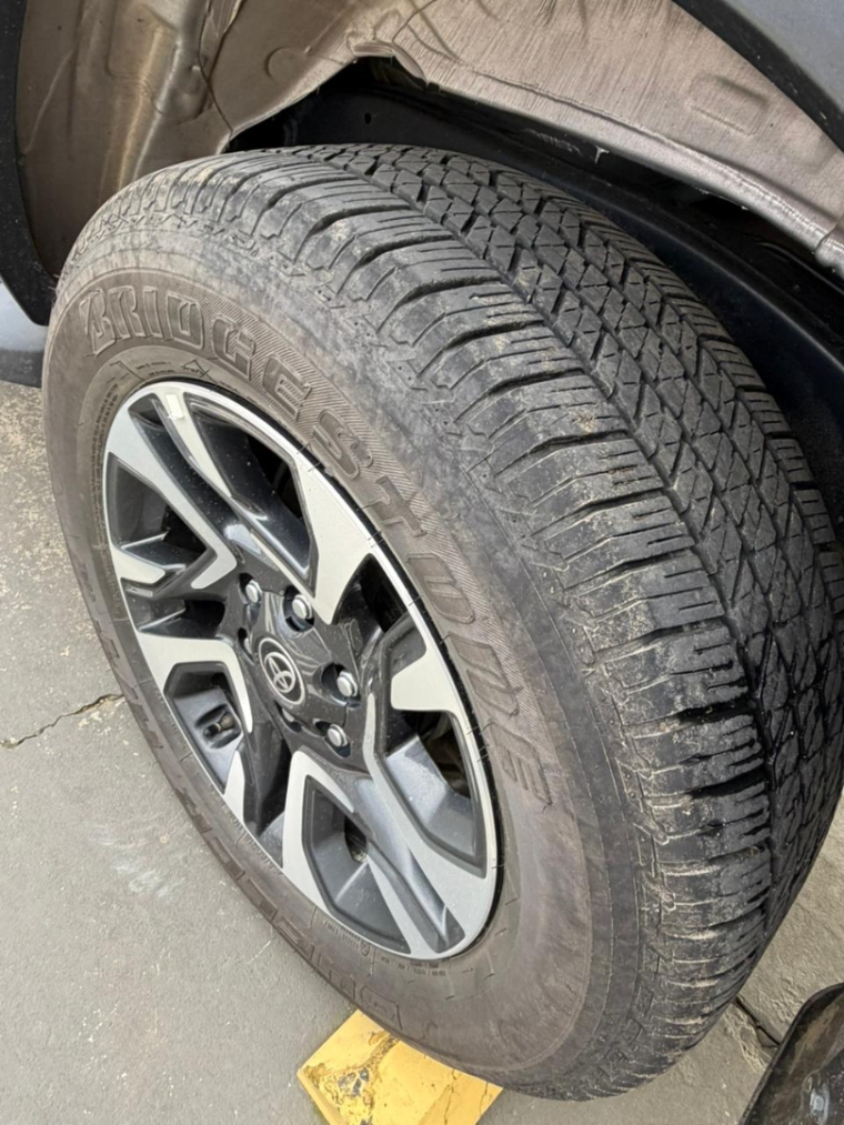 toyota hilux sw4 2.8 d-4d turbo diesel srx platinum 7l 4x4 automatico 4p 202510