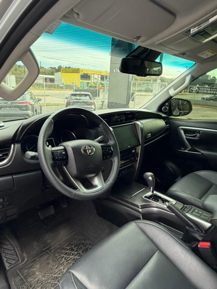 toyota hilux sw4 2.8 d-4d turbo diesel srx platinum 7l 4x4 automatico 4p 20259