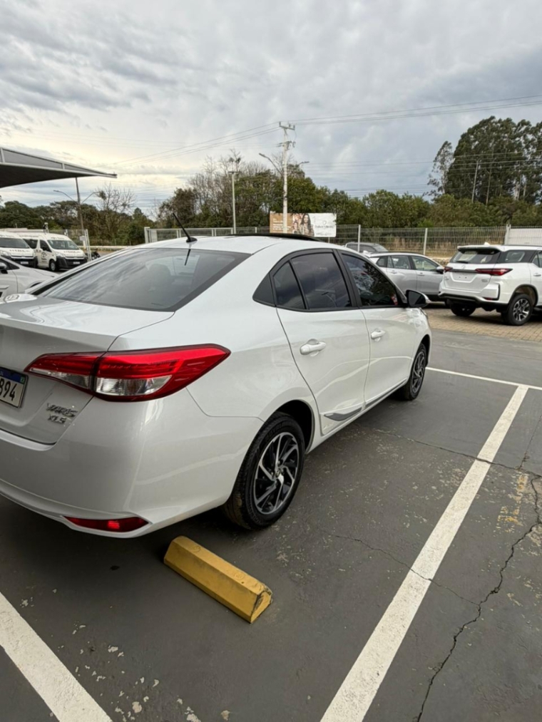 toyota yaris 1.5 16v flex sedan xls connect multidrive 4p automatico 20232