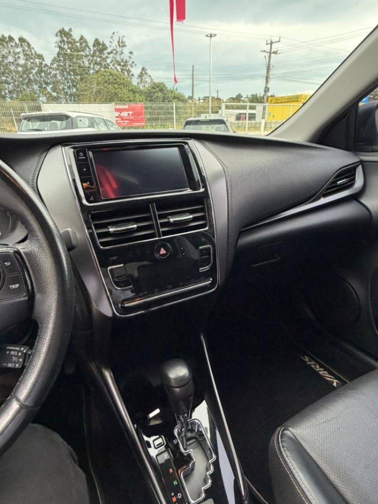 toyota yaris 1.5 16v flex sedan xls connect multidrive 4p automatico 20237
