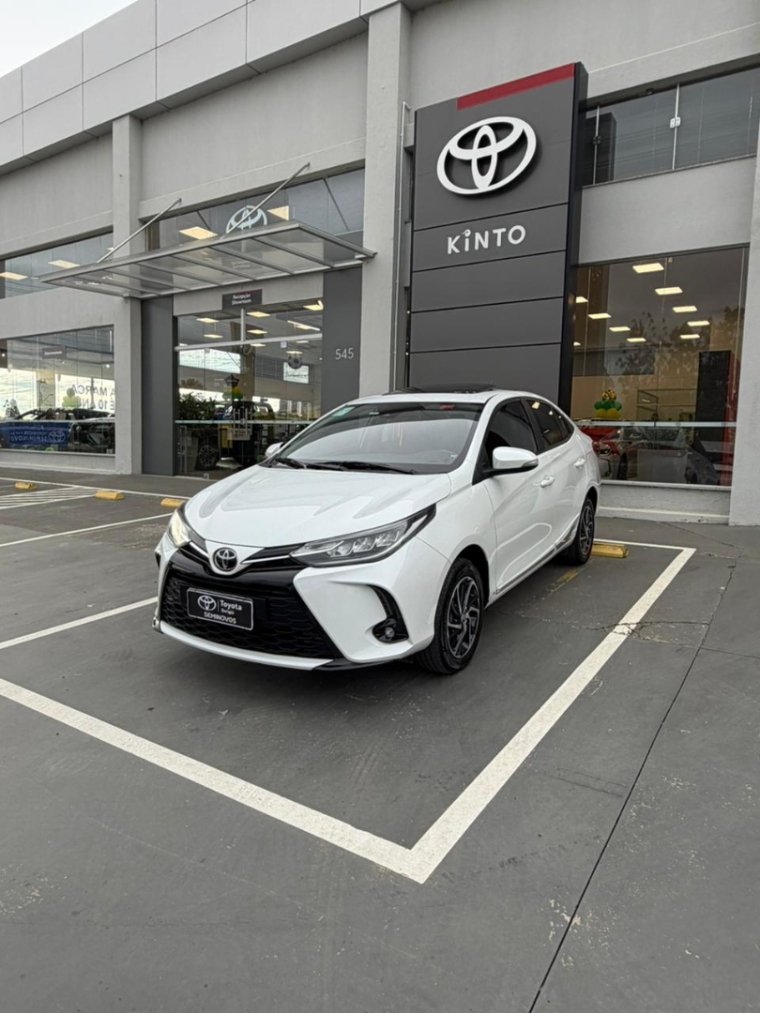 toyota yaris 1.5 16v flex sedan xls connect multidrive 4p automatico 2023