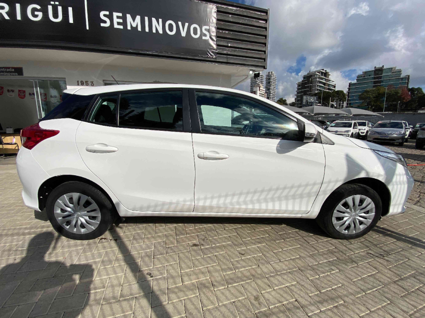 toyota yaris 1.5 16v flex xl multidrive 4p automatico 20233