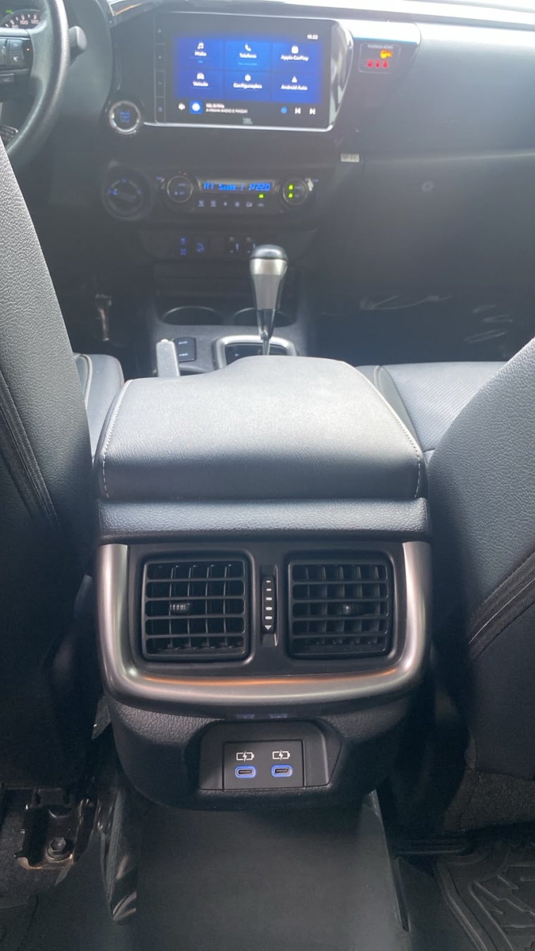 toyota hilux 2.8 d-4d turbo diesel cd srx 4x4 automatico 4p 20256