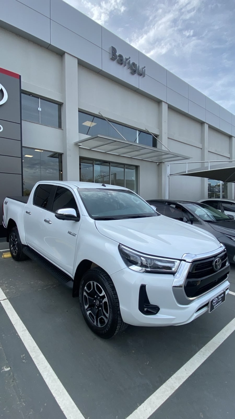 toyota hilux 2.8 d-4d turbo diesel cd srx 4x4 automatico 4p 20251