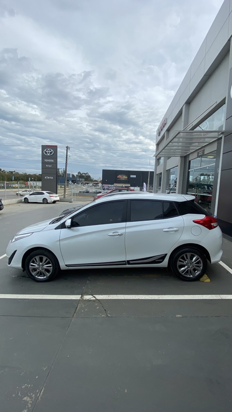 toyota yaris 1.5 16v flex xl plus connect multidrive 4p automatico 20221