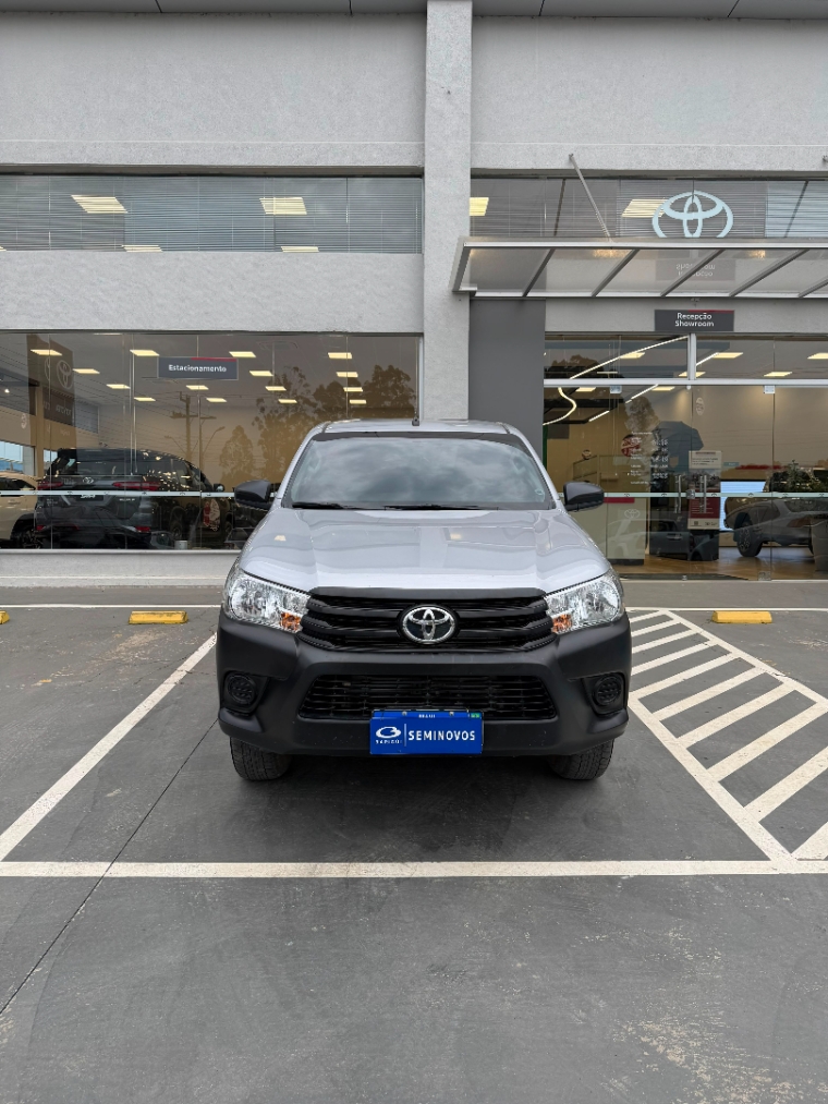toyota hilux 2.8 d-4d turbo diesel cs 4x4 manual 2p 20251