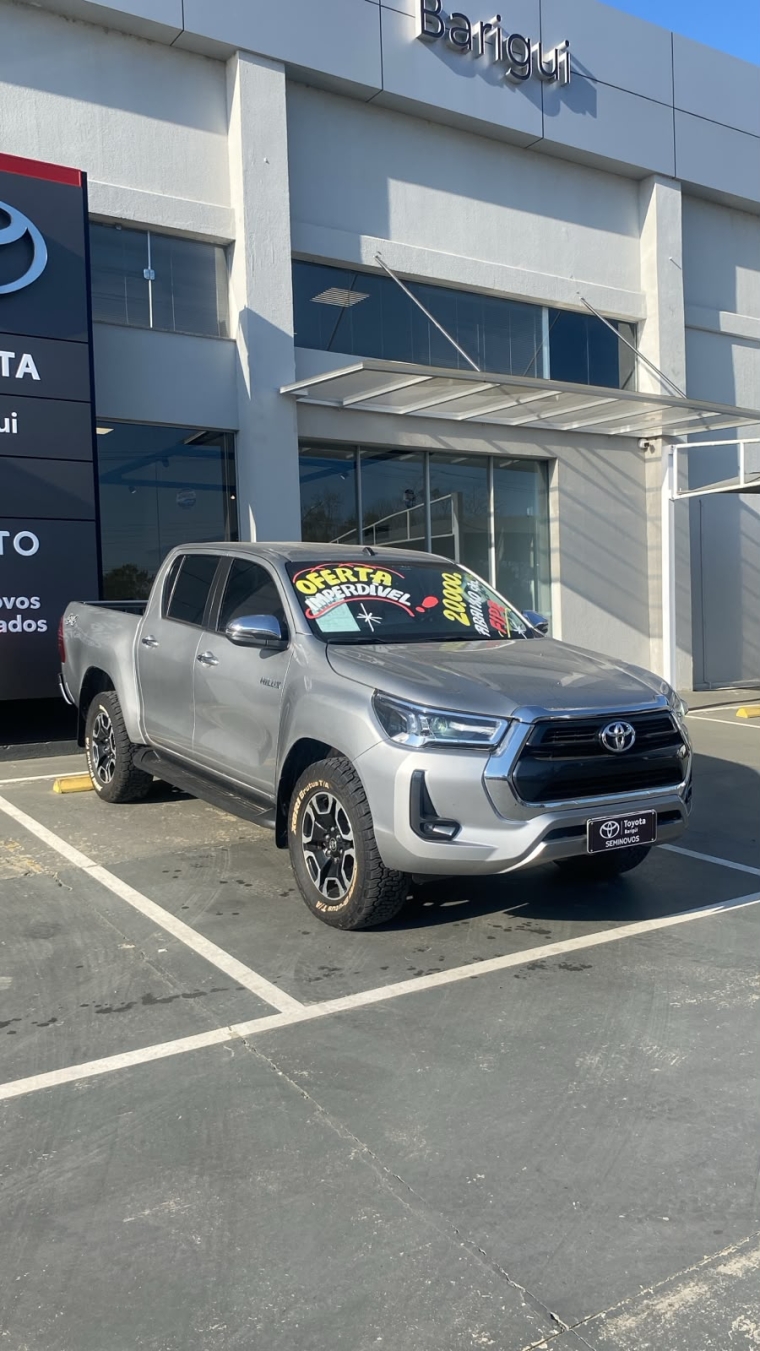 toyota hilux 2.8 d-4d turbo diesel cd srv 4x4 automatico 4p 20240