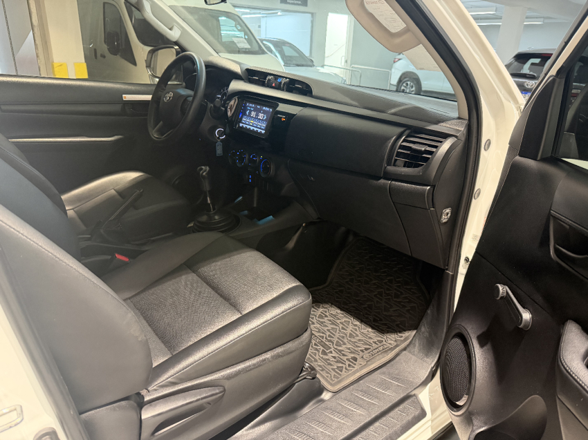 toyota hilux 2.8 d-4d turbo diesel cs 4x4 manual 2p automatico 20247