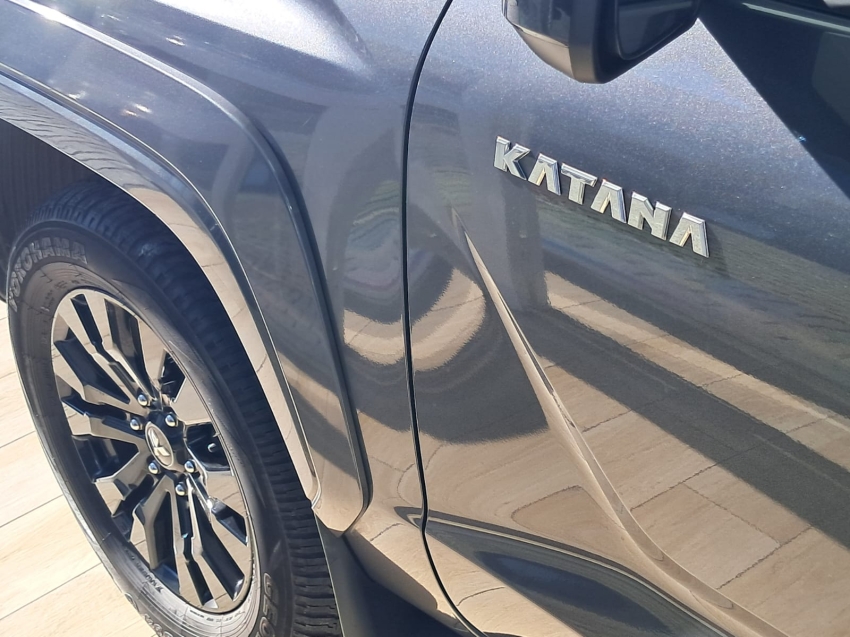 mitsubishi triton 2.4 biturbo diesel cd katana 4x4 automatico 4p 202614