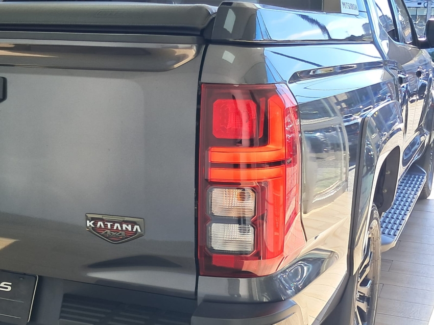 mitsubishi triton 2.4 biturbo diesel cd katana 4x4 automatico 4p 202624