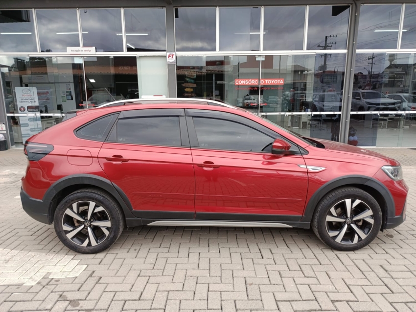 volkswagen nivus 1.0 200 tsi total flex highline automatico 4p 20213