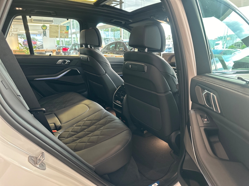 bmw x5 3.0 i6 turbo hibrido xdrive50e m sport automatico 2.9 4p 202512