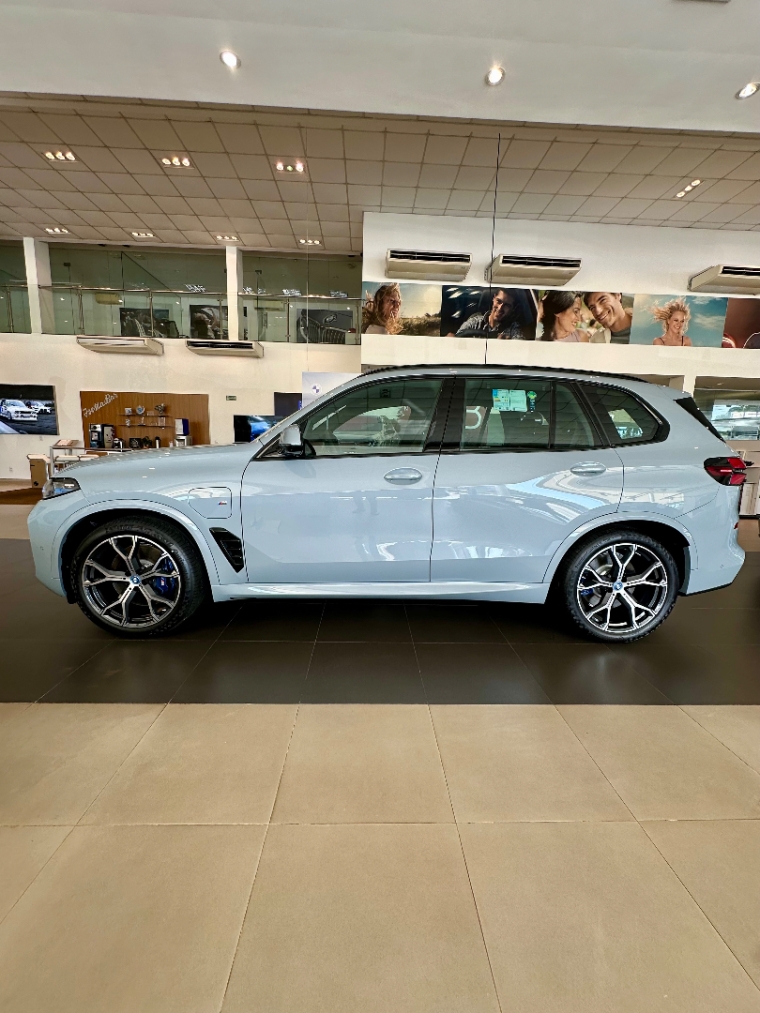bmw x5 3.0 i6 turbo hibrido xdrive50e m sport automatico 2.9 4p 20253