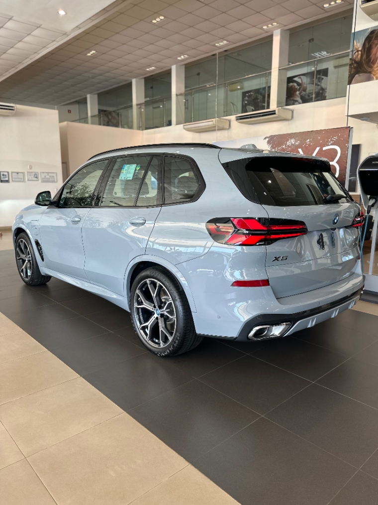 bmw x5 3.0 i6 turbo hibrido xdrive50e m sport automatico 2.9 4p 20254