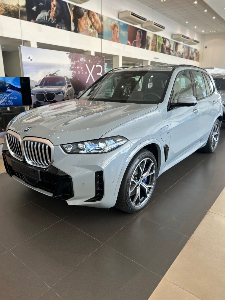 bmw x5 3.0 i6 turbo hibrido xdrive50e m sport automatico 2.9 4p 2025
