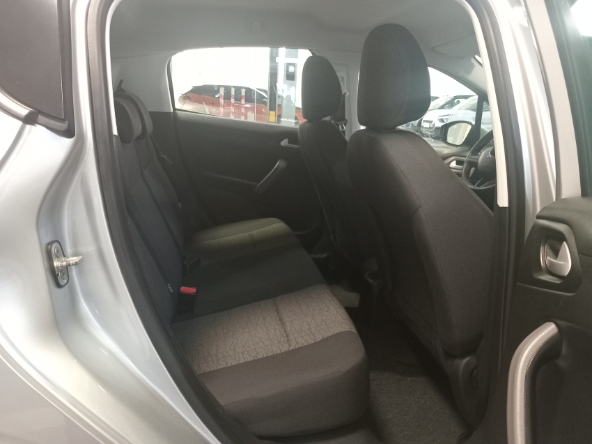 peugeot 208 1.6 active pack 16v flex 4p automatico 2020 peugeot 208 1.6 active pack 16v flex 4p automatico 2020