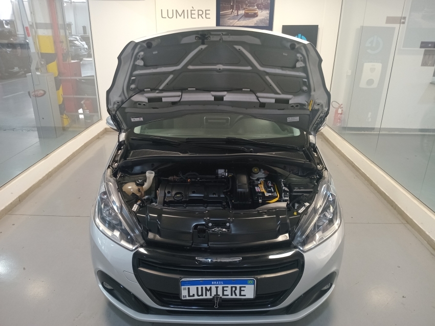 peugeot 208 1.6 active pack 16v flex 4p automatico 2020 peugeot 208 1.6 active pack 16v flex 4p automatico 2020