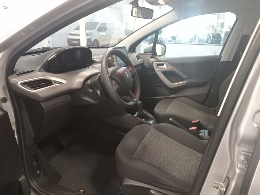 peugeot 208 1.6 active pack 16v flex 4p automatico 2020 peugeot 208 1.6 active pack 16v flex 4p automatico 2020