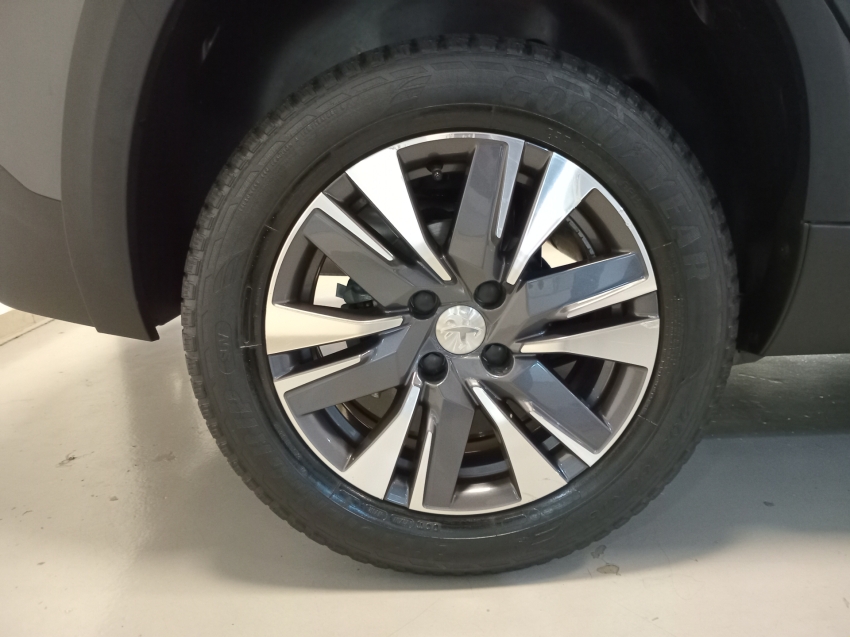 peugeot 2008 1.6 16v thp flex griffe 4p automatico 2020 peugeot 2008 1.6 16v thp flex griffe 4p automatico 2020