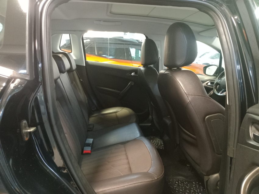 peugeot 2008 1.6 16v flex griffe 4p automatico 2017 peugeot 2008 1.6 16v flex griffe 4p automatico 2017