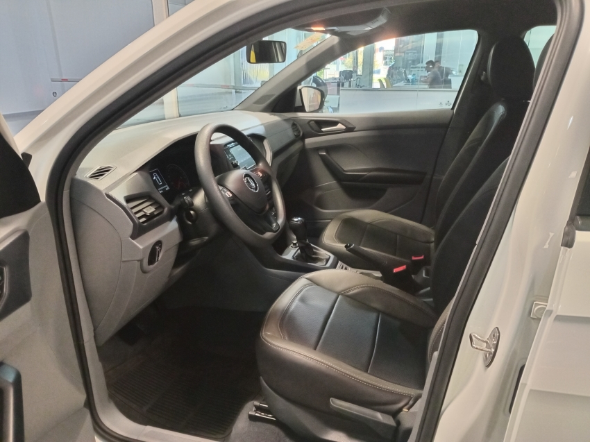 volkswagen t-cross 1.0 200 tsi total flex sense automatico 4p 2020 volkswagen t-cross 1.0 200 tsi total flex sense automatico 4p 2020