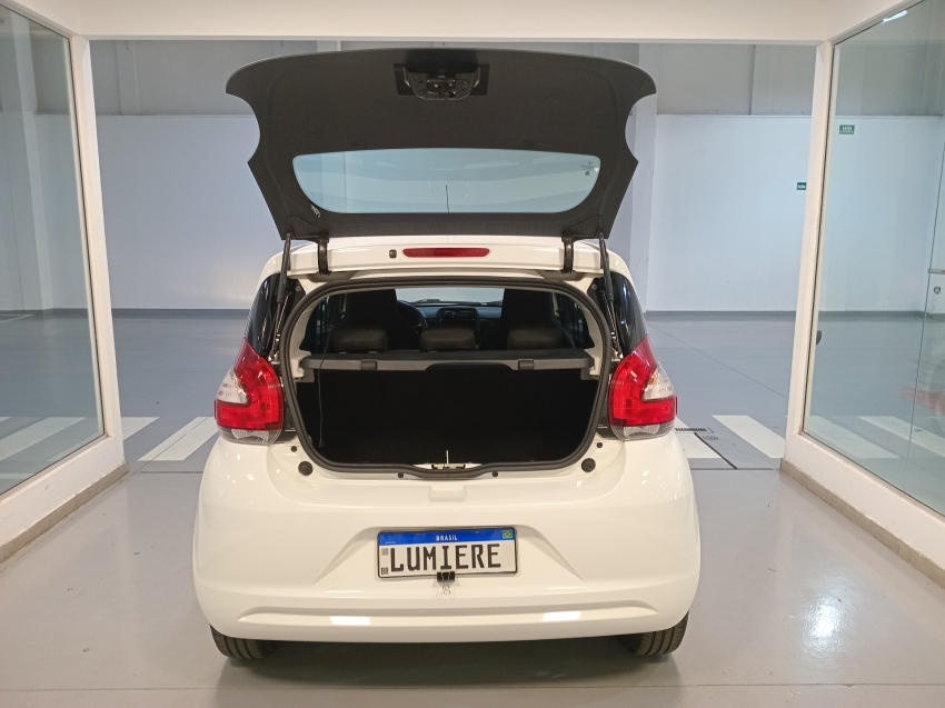 fiat mobi 1.0 evo flex like. manual 4p 2020 fiat mobi 1.0 evo flex like. manual 4p 2020