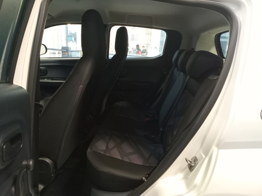 fiat mobi 1.0 evo flex like. manual 4p 2020 fiat mobi 1.0 evo flex like. manual 4p 2020