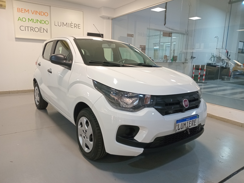 fiat mobi 1.0 evo flex like. manual 4p 2020 fiat mobi 1.0 evo flex like. manual 4p 2020