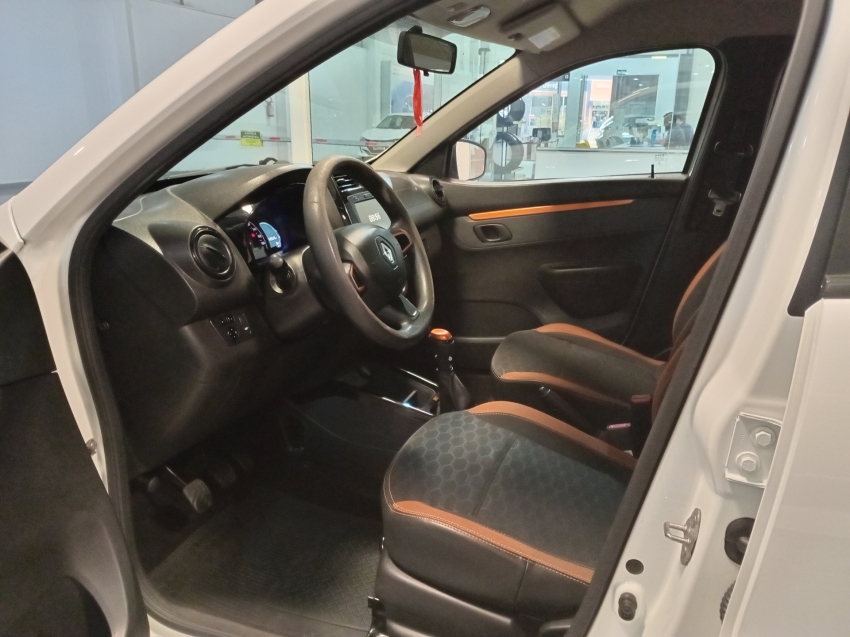 renault kwid 1.0 12v sce flex outsider manual 4p 2022 renault kwid 1.0 12v sce flex outsider manual 4p 2022