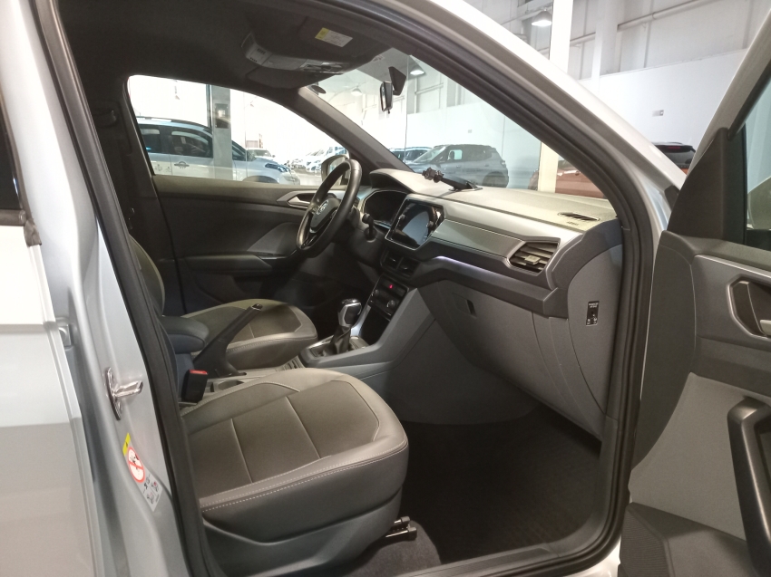 volkswagen t-cross 1.0 200 tsi total flex comfortline automatico 4p 2020