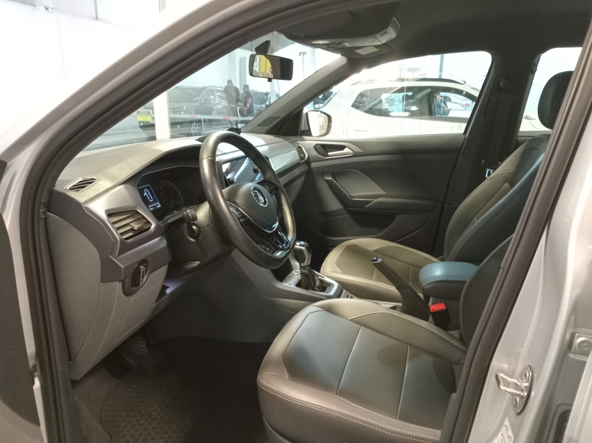 volkswagen t-cross 1.0 200 tsi total flex comfortline automatico 4p 2020 volkswagen t-cross 1.0 200 tsi total flex comfortline automatico 4p 2020