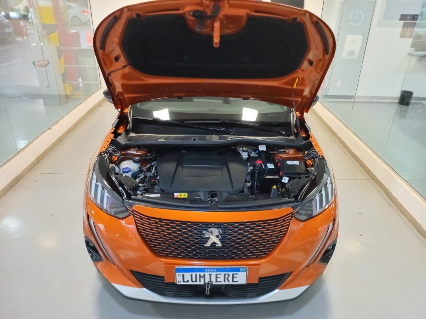peugeot 2008 50 kw eletrico e-gt automatico 4p 2023 peugeot 2008 50 kw eletrico e-gt automatico 4p 2023
