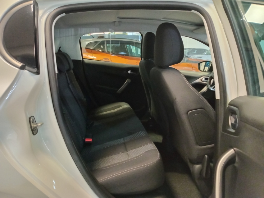 peugeot 208 1.6 griffe 16v flex 4p automatico 2019 peugeot 208 1.6 griffe 16v flex 4p automatico 2019
