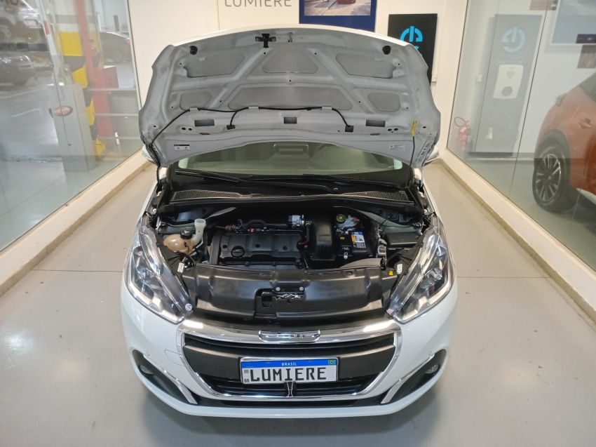 peugeot 208 1.6 griffe 16v flex 4p automatico 2019 peugeot 208 1.6 griffe 16v flex 4p automatico 2019