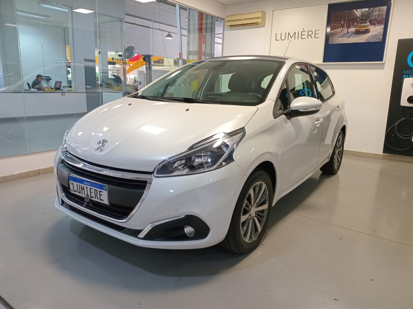 peugeot 208 1.6 griffe 16v flex 4p automatico 2019 peugeot 208 1.6 griffe 16v flex 4p automatico 2019