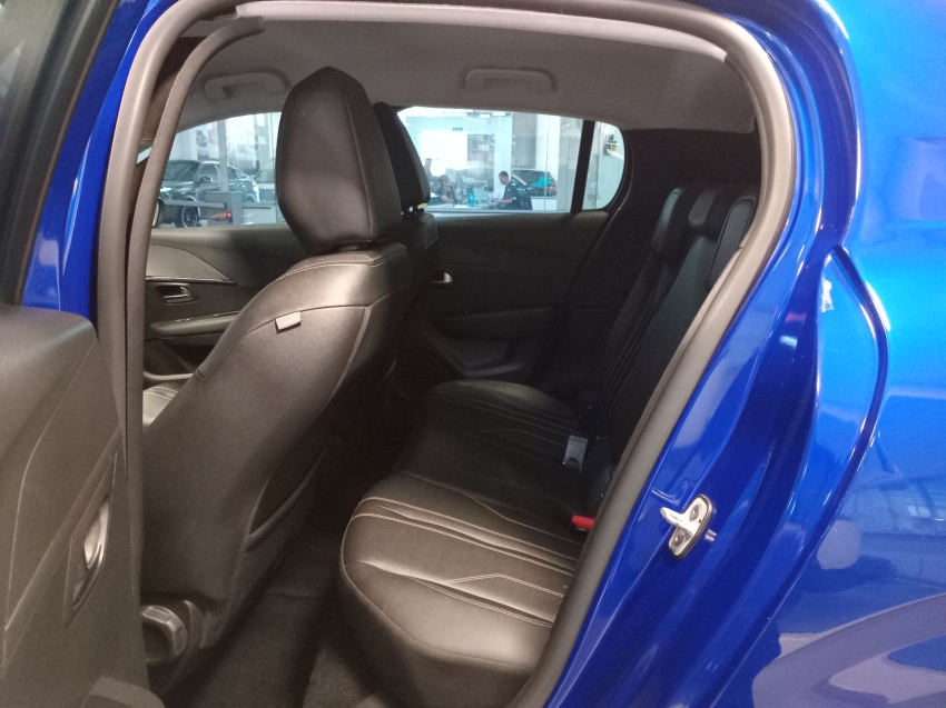 peugeot 208 1.6 16v flex allure at6 4p automatico 202311