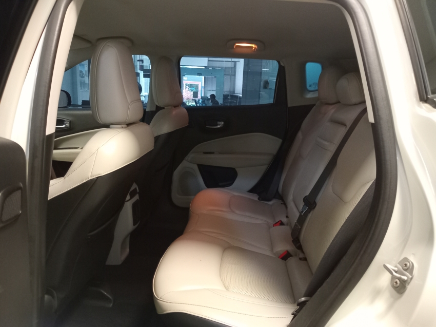 jeep compass 2.0 16v flex longitude automatico 4p 201811