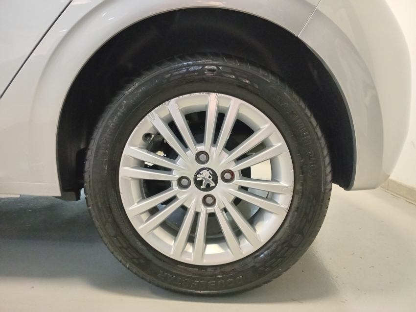 peugeot 208 1.6 inconcert 16v flex 4p automatico 201915
