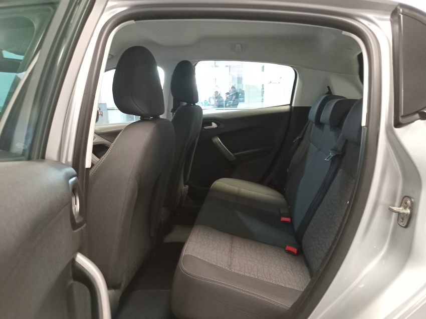 peugeot 208 1.6 inconcert 16v flex 4p automatico 201911