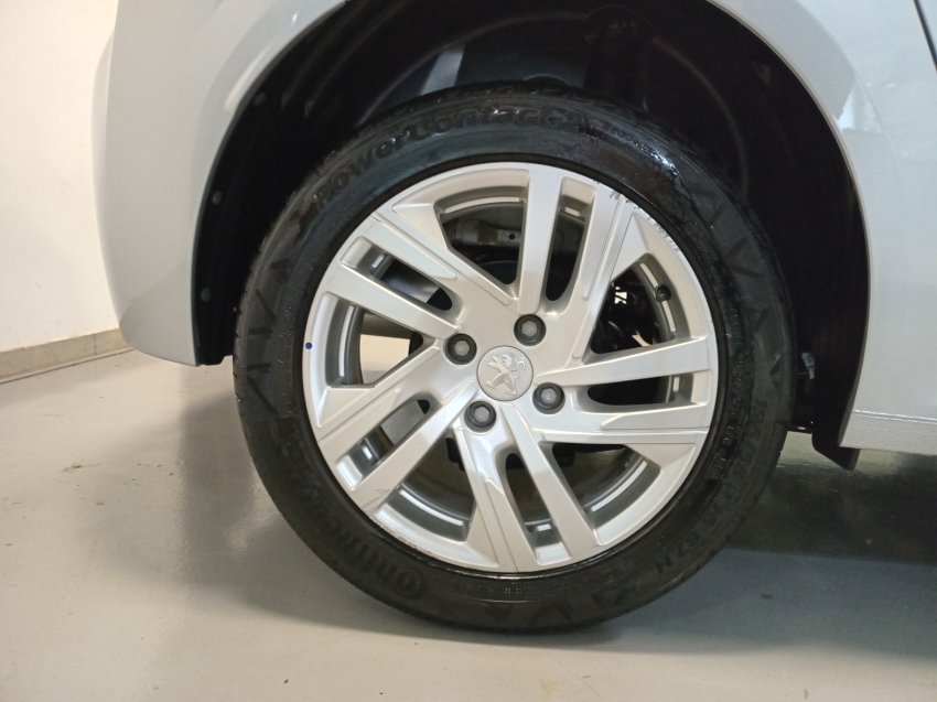peugeot 208 1.6 16v flex active at6 4p automatico 202215