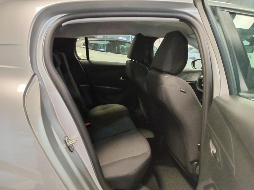 peugeot 208 1.6 16v flex active at6 4p automatico 202210