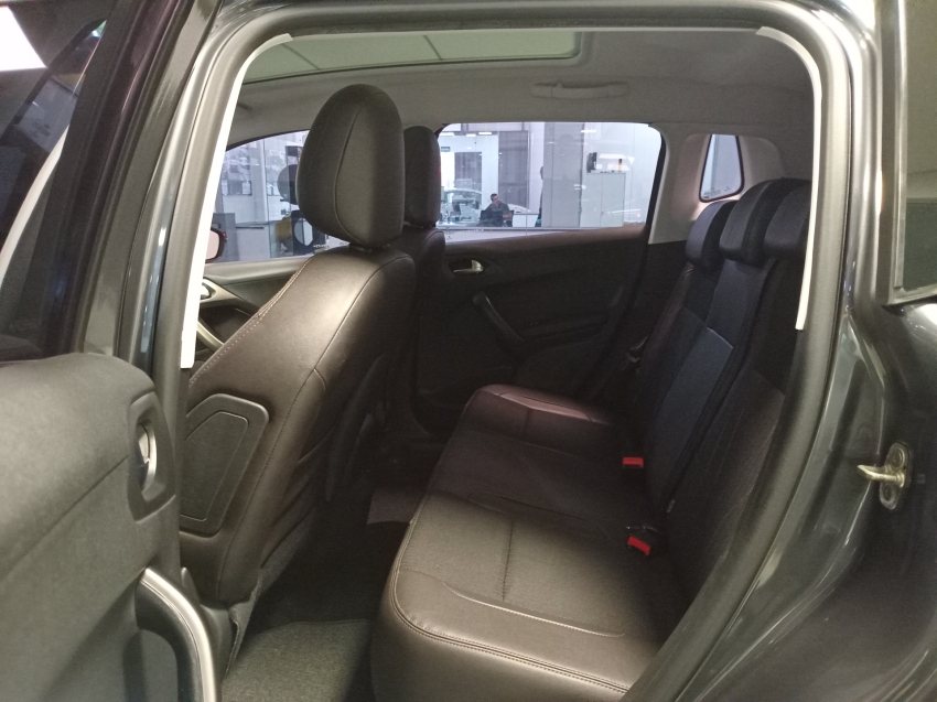 peugeot 2008 1.6 16v thp flex griffe 4p automatico 202011