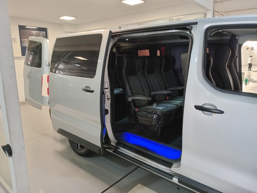 peugeot expert 1.5 bluehdi diesel vitre manual 4p 202310